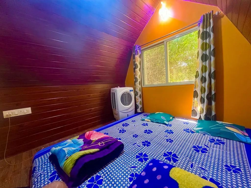Side view of a Pawna Machi cottage room